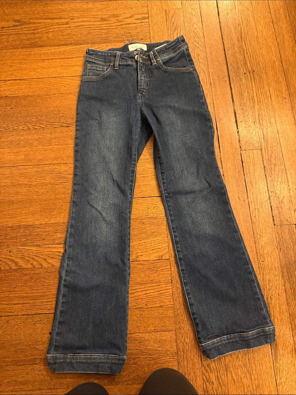 Women's Dark Blue Flare Jeans — Classic Flared Denim